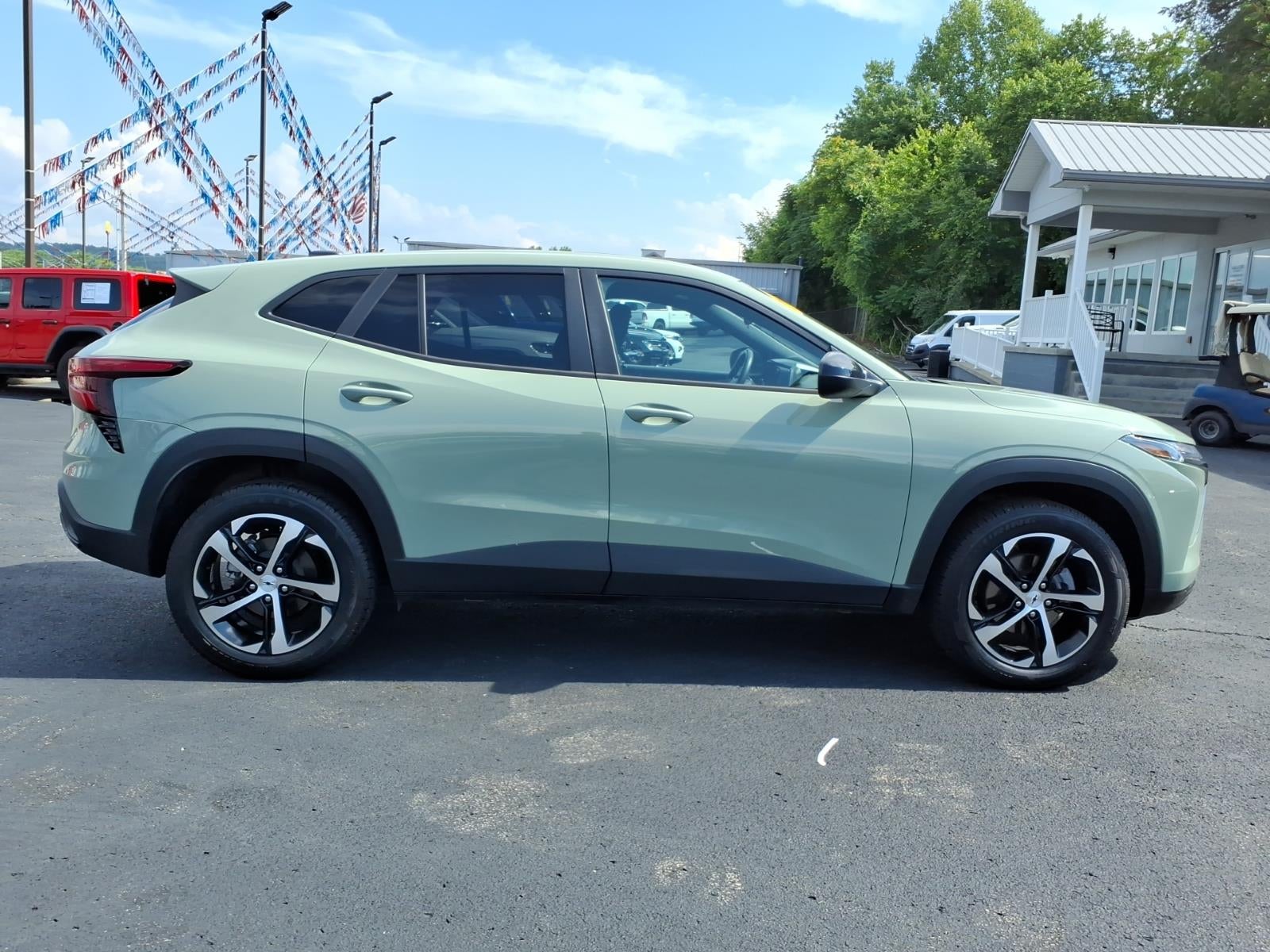 2024 Chevrolet Trax RS