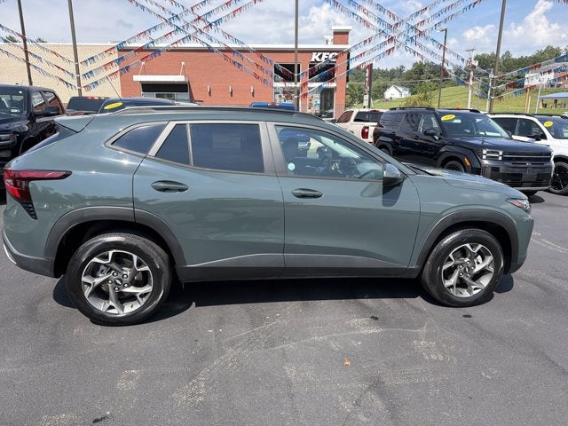 2025 Chevrolet Trax LT