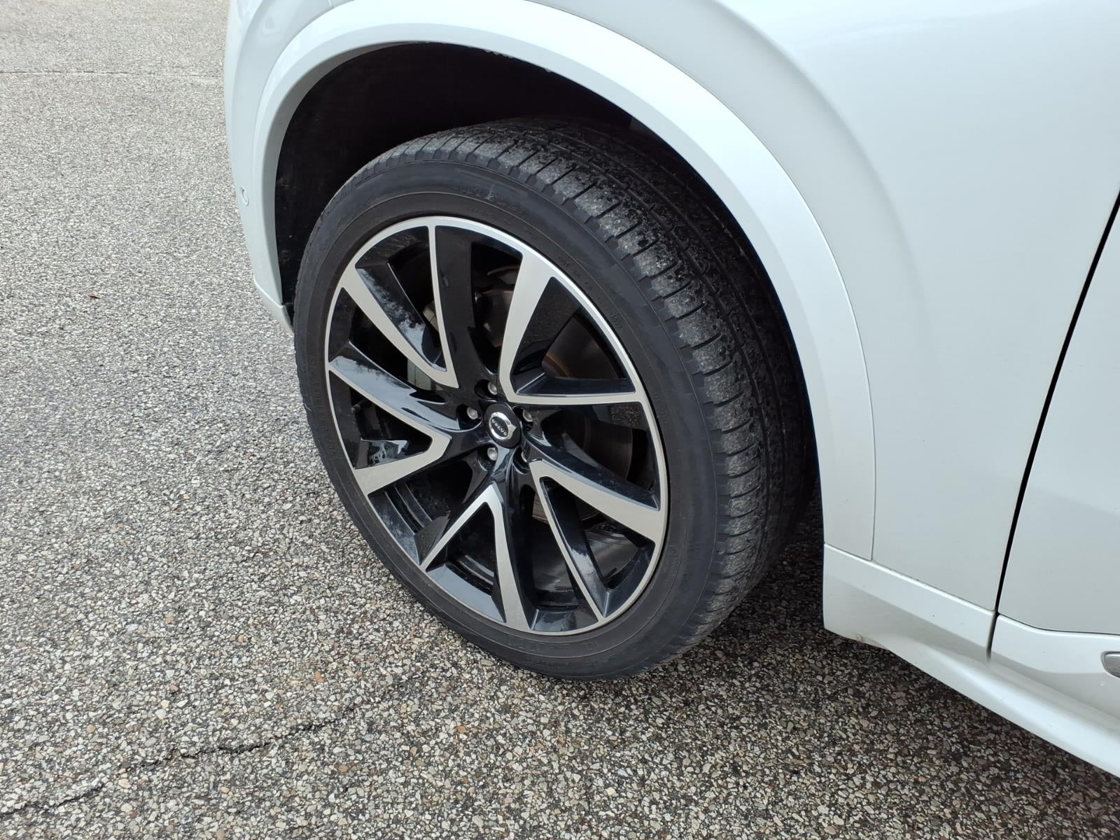 2023 Volvo XC90 B5 Plus Bright Theme