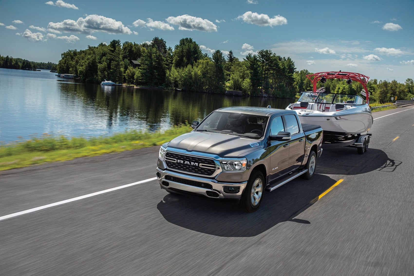 RAM 1500 VS TOYOTA TUNDRA: TOWING CAPACITY